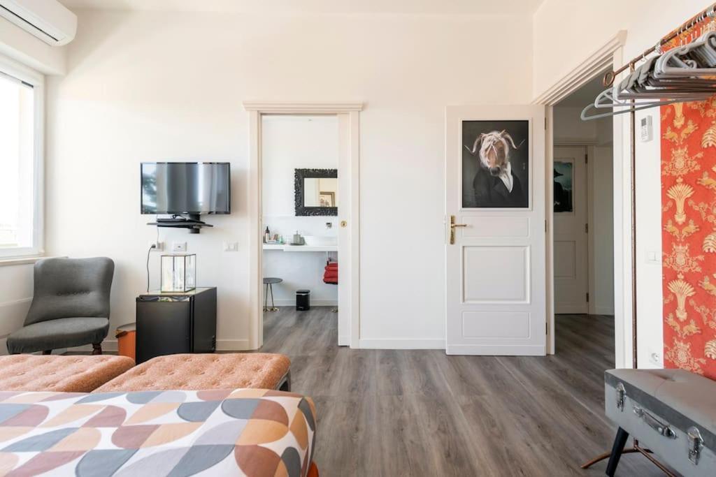 Eleventh Floor Suites Cagliari Exterior photo